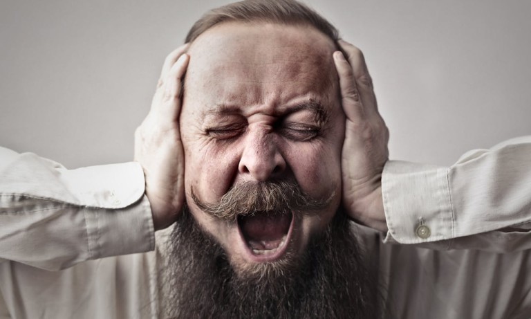 Surviving Noisy Mornings and Bedtimes as a Neurodivergent Dad